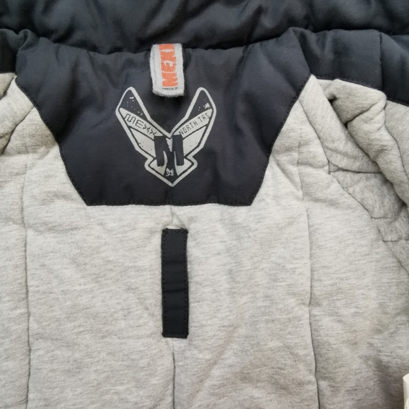 12 MONTHS MEXX Winter Hooded Jacket VGUC - Picture 6 of 6